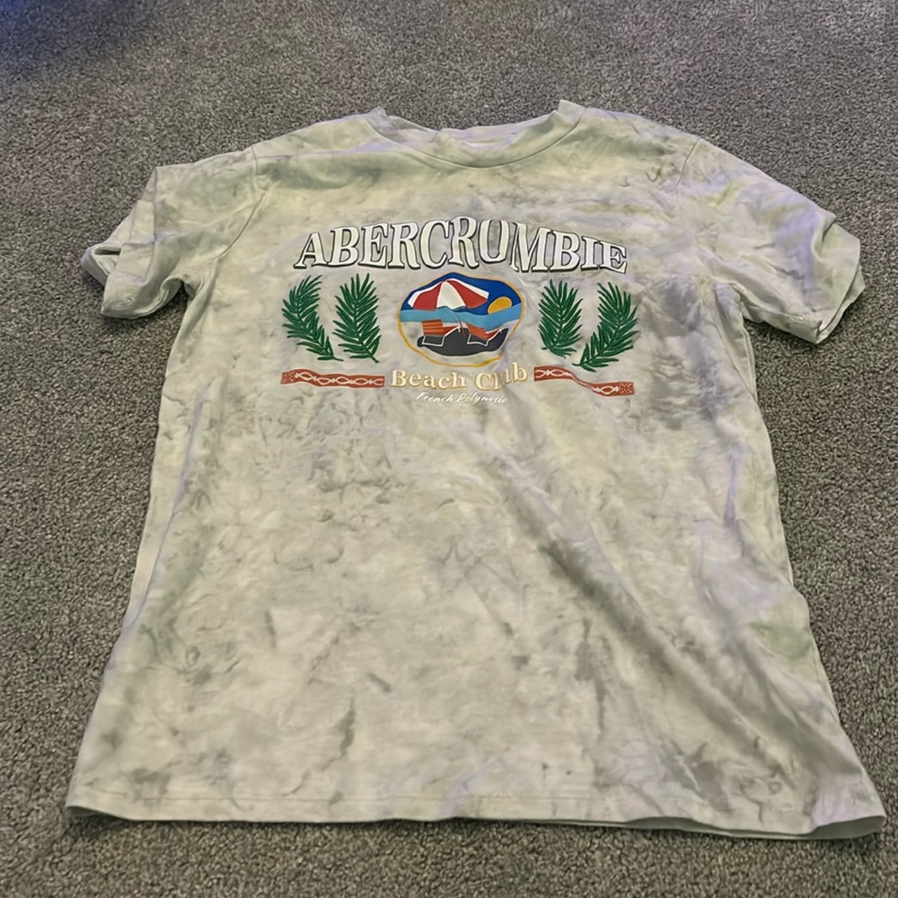 Never worn brand new Abercrombie shirt